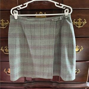 David Brooks - size 14 wool skirt.